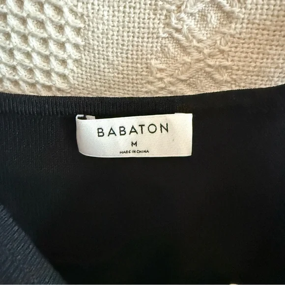 NWOT Babaton From Aritzia Black Sculpt Knit Cropped Top - Picture 3 of 4